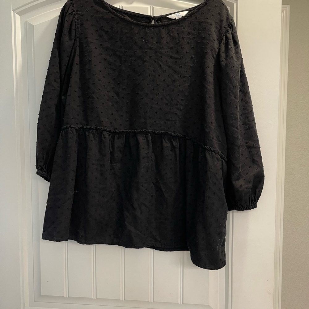 Time and Tru Black baby doll top Textured Blouse with bubble sleeves